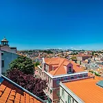 Costa Do Castelo Sky Views Lissabon