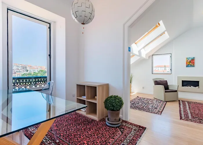 아파트 Costa Do Castelo Sky Views *